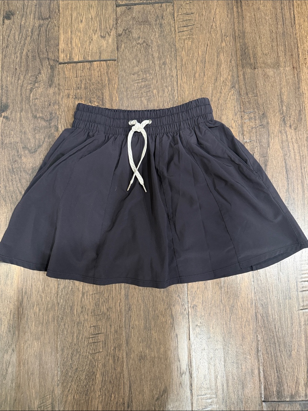 Vuori Black Drawstring Circle Skirt